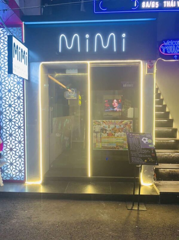 Mimi Yuna Bar